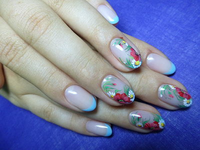 Маникюр "Френч", роспись акриловыми красками